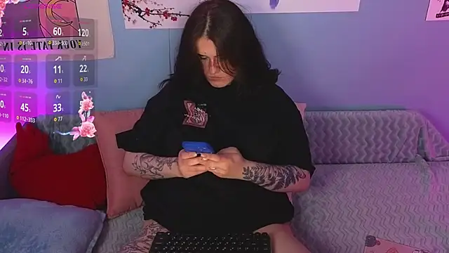 Dark Shine online show from April 15, 5:47 am