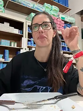 Snapshot of ferchule7 chatting on October 1, 4:46 pm ferchule7 online show from October 1, 4:46 pm