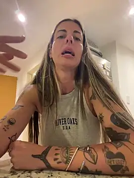 ferchule7 online show from April 10, 1:11 am