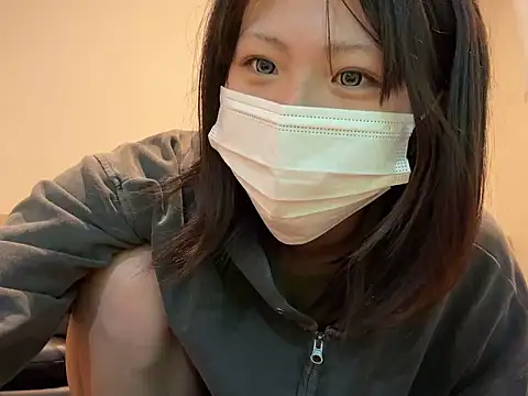 Snapshot of kabikabi_makaron chatting on June 2, 8:49 am kabikabi makaron online show from June 2, 8:49 am