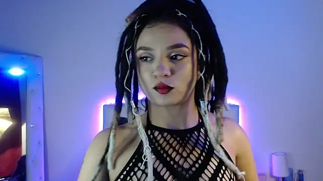 elapetitie online show from December 2, 4:29 am