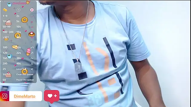 Snapshot of mike_black_22 chatting on November 8, 12:55 am mike black 22 online show from November 8, 12:55 am