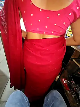 Snapshot of indianhotwife639 chatting on September 10, 5:40 am indianhotwife639 online show from September 10, 5:40 am