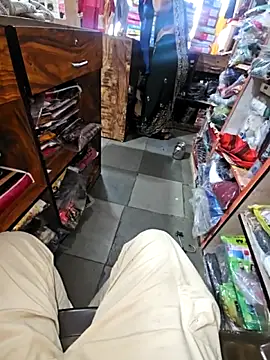 Snapshot of indianhotwife639 chatting on September 28, 4:40 am indianhotwife639 online show from September 28, 4:40 am