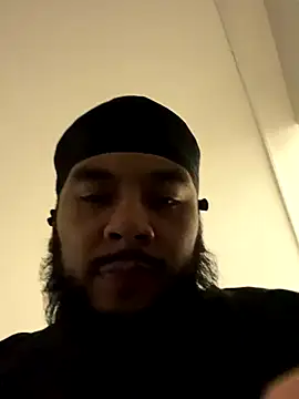 Snapshot of Bbrn69official chatting on November 13, 6:12 am Bbrn69official online show from November 13, 6:12 am