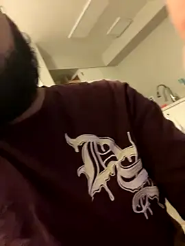 Snapshot of Bbrn69official chatting on December 5, 2:42 am Bbrn69official online show from December 5, 2:42 am