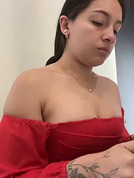 Snapshot of Alyha_Cortes chatting on October 28, 1:25 pm Alyha Cortes online show from October 28, 1:25 pm