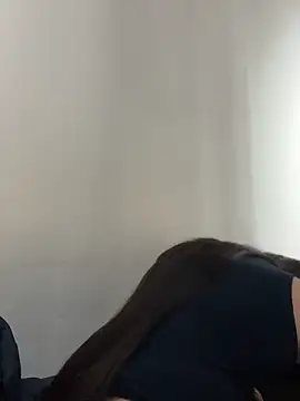 Snapshot of Alyha_Cortes chatting on November 10, 1:32 pm Alyha Cortes online show from November 10, 1:32 pm