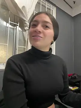 Snapshot of Alyha_Cortes chatting on February 3, 1:05 pm Alyha Cortes online show from February 3, 1:05 pm