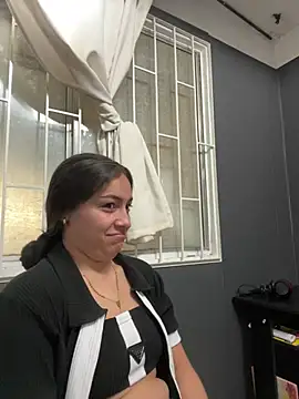 Snapshot of Alyha_Cortes chatting on February 4, 1:17 pm Alyha Cortes online show from February 4, 1:17 pm