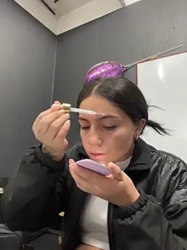 Snapshot of Alyha_Cortes chatting on February 18, 1:29 pm Alyha Cortes online show from February 18, 1:29 pm