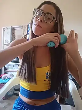 Snapshot of vivizinha27 chatting on June 11, 7:01 pm vivizinha27 online show from June 11, 7:01 pm