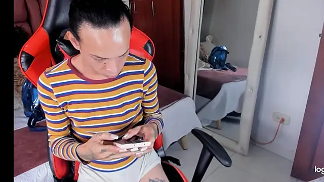 Snapshot of sara_slut21 chatting on February 11, 8:31 pm sara slut21 online show from February 11, 8:31 pm