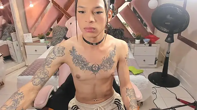 Snapshot of sara_slut21 chatting on February 26, 5:39 pm sara slut21 online show from February 26, 5:39 pm