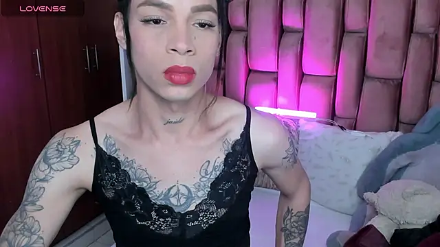 Snapshot of sara_slut21 chatting on March 12, 5:13 am sara slut21 online show from March 12, 5:13 am