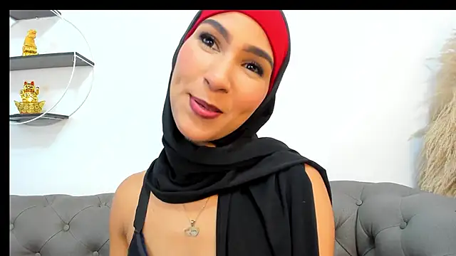 Snapshot of nefer_ahsgarr chatting on November 20, 11:15 pm nefer ahsgarr online show from November 20, 11:15 pm