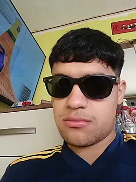 Snapshot of juanfritaa21 chatting on November 13, 10:08 pm juanfritaa21 online show from November 13, 10:08 pm