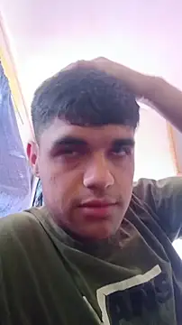 Snapshot of juanfritaa21 chatting on December 22, 8:39 pm juanfritaa21 online show from December 22, 8:39 pm