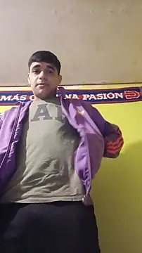 Snapshot of juanfritaa21 chatting on May 21, 1:01 am juanfritaa21 online show from May 21, 1:01 am