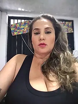 dayana2021 online show from October 25, 8:25 pm