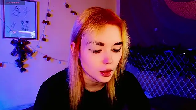 Kiara Dream online show from January 8, 9:28 pm