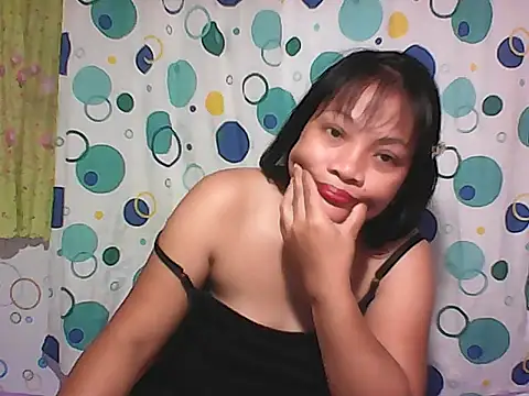 HottyElle online show from February 10, 6:39 am