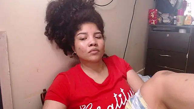 madelene online show from December 11, 12:54 am