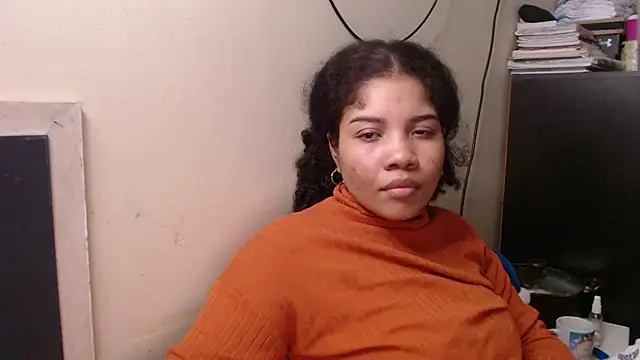 madelene online show from December 22, 2:39 am