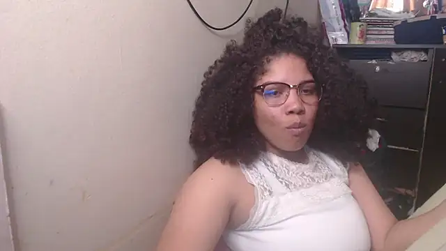 madelene online show from February 24, 1:35 am