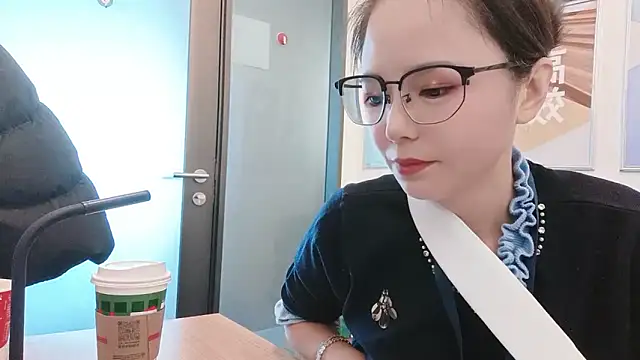 Snapshot of KKMM168 chatting on November 26, 3:07 am KKMM168 online show from November 26, 3:07 am