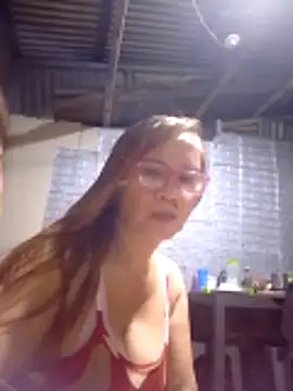 Snapshot of SexyHottMom chatting on October 23, 12:48 pm SexyHottMom online show from October 23, 12:48 pm