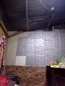 Snapshot of SexyHottMom chatting on October 26, 1:28 pm SexyHottMom online show from October 26, 1:28 pm