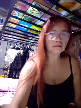 SexyHottMom online show from February 3, 9:20 pm