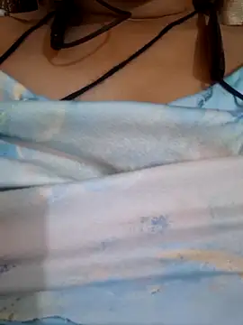 Snapshot of Queen_Nora chatting on May 24, 11:48 am Queen Nora online show from May 24, 11:48 am