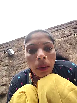 Snapshot of Sonam_mehta chatting on February 4, 2:28 am Sonam mehta online show from February 4, 2:28 am