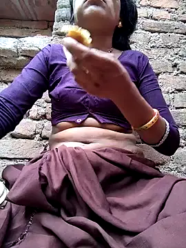 Snapshot of Sonam_mehta chatting on June 23, 1:58 am Sonam mehta online show from June 23, 1:58 am
