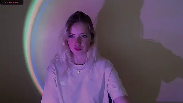 Snapshot of AliceHotty_ chatting on September 24, 12:52 pm AliceHotty online show from September 24, 12:52 pm