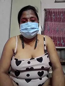 Snapshot of mature_mimi chatting on September 16, 6:31 pm mature mimi online show from September 16, 6:31 pm