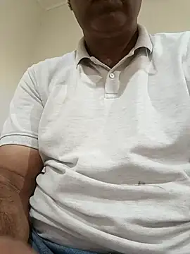 moonflower25 online show from October 14, 6:14 am