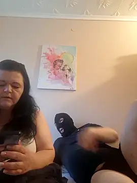 Snapshot of BlacReign chatting on October 12, 3:00 pm BlacReign online show from October 12, 3:00 pm