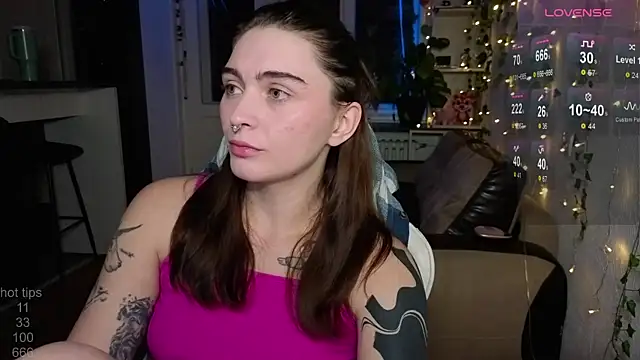 Snapshot of dorfmatratze__ chatting on November 14, 5:33 pm dorfmatratze online show from November 14, 5:33 pm