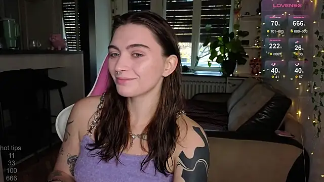 Snapshot of dorfmatratze__ chatting on November 22, 8:46 am dorfmatratze online show from November 22, 8:46 am