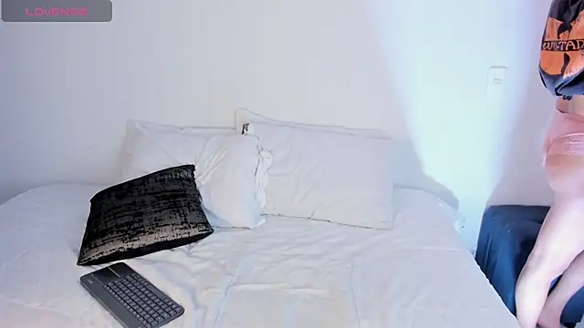 Aleexiiaa online show from September 22, 12:07 pm