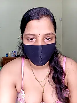 Snapshot of Rose-luckey chatting on November 18, 12:53 pm Rose-luckey online show from November 18, 12:53 pm