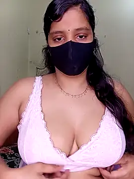 Snapshot of Rose-luckey chatting on May 2, 2:00 pm Rose-luckey online show from May 2, 2:00 pm