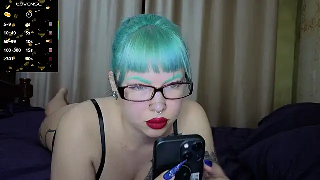 ritaluvswine online show from November 5, 7:58 pm