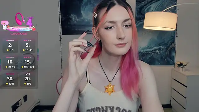 EasterBlink online show from October 18, 11:11 am