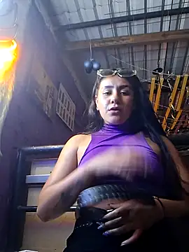 CAROLINE  07 online show from September 13, 1:05 am