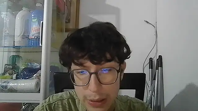 Snapshot of Kevintdx chatting on October 5, 3:27 am Kevintdx online show from October 5, 3:27 am