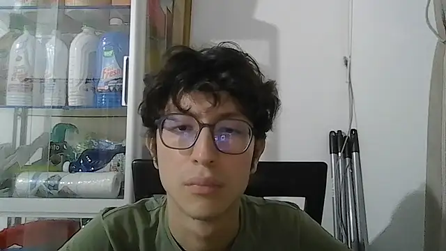 Snapshot of Kevintdx chatting on October 11, 4:12 am Kevintdx online show from October 11, 4:12 am